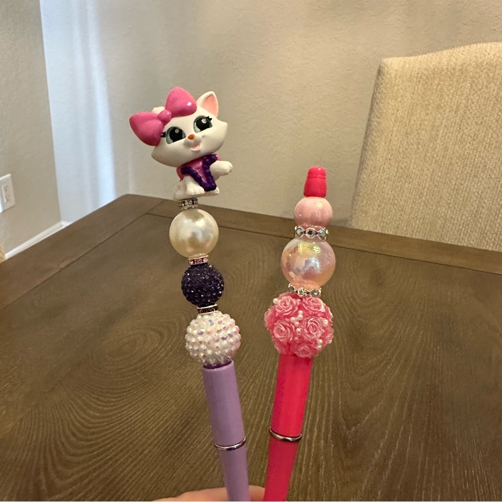 Disney Rare Doorables Let’s Party Marie‎ The Aristocats Set Of 2 Beaded Pens